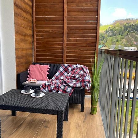 Bieszczady Apartament "Cicha Woda" Ustrzyki Dolne Exterior foto